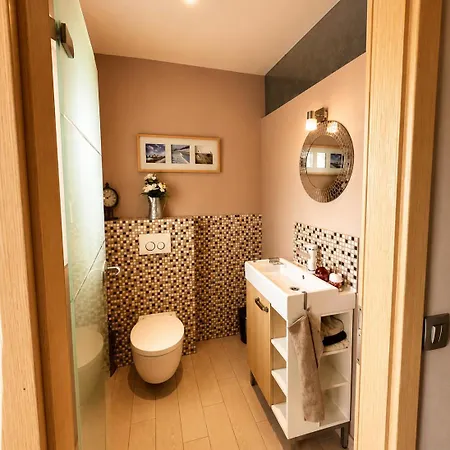 Villa Luxury Panorama • Pool, Quadro Sauna & Views Temenica
