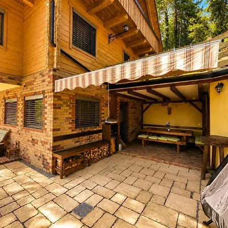 Luxury Panorama • Pool, Quadro Sauna & Views *